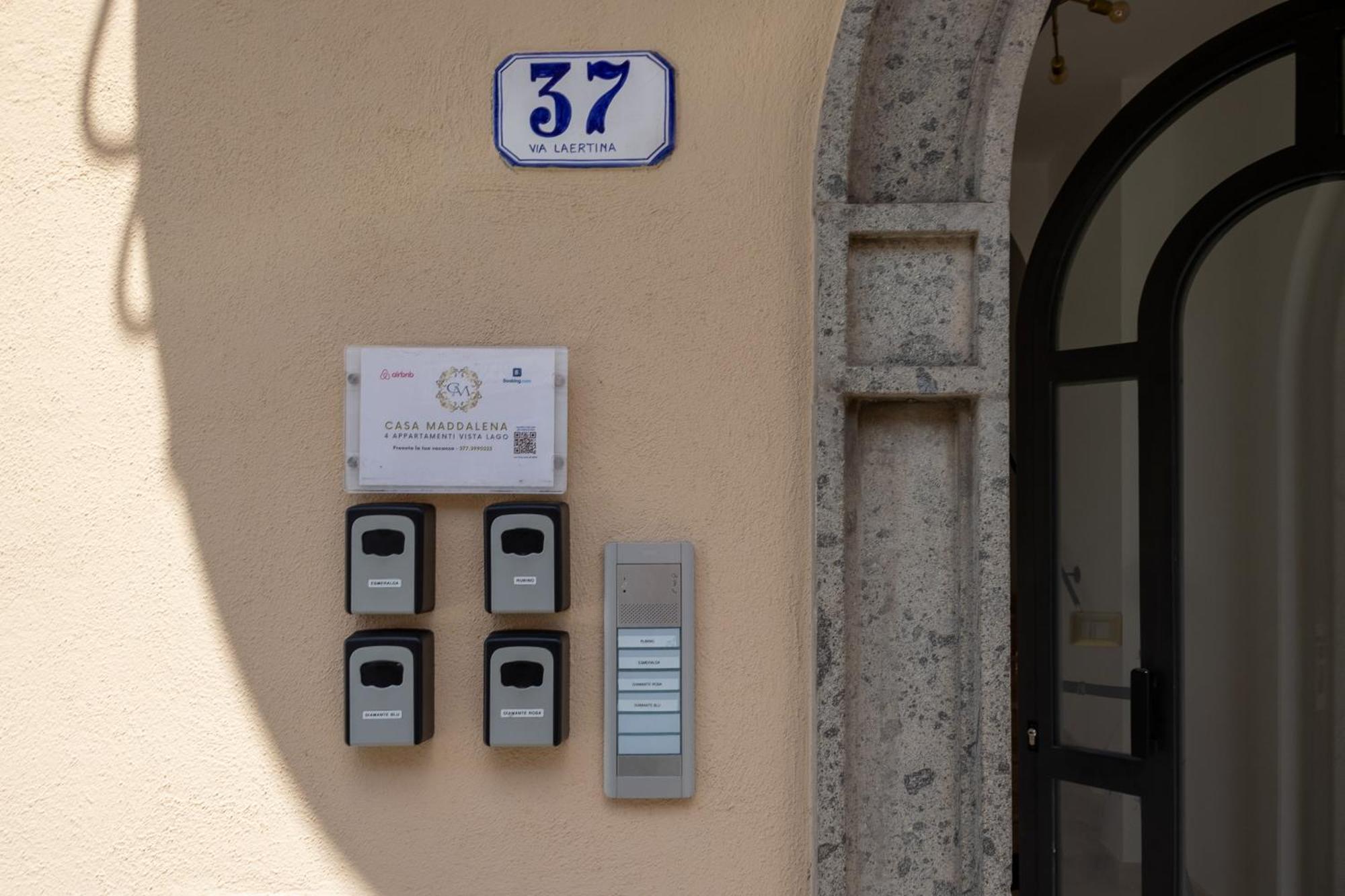 Casa Vacanze Maddalena - Palazzetto Sul Lago - Diamante Rosa Marta Buitenkant foto