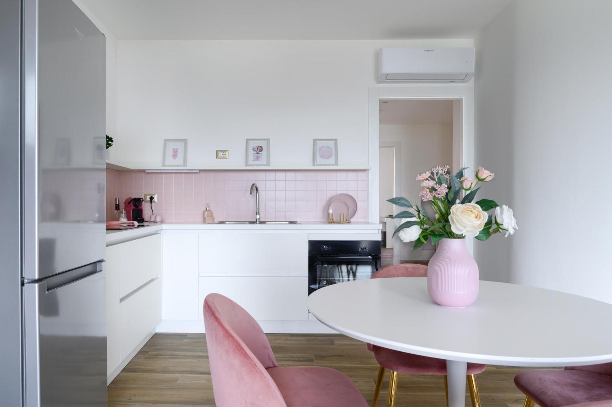Casa Vacanze Maddalena - Palazzetto Sul Lago - Diamante Rosa Marta Buitenkant foto