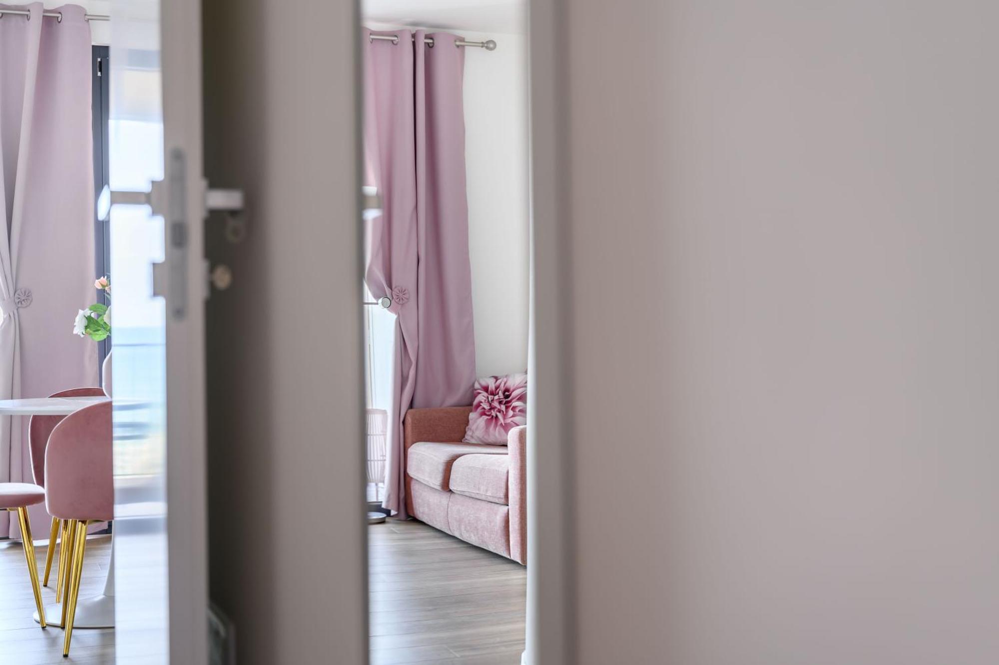Casa Vacanze Maddalena - Palazzetto Sul Lago - Diamante Rosa Marta Buitenkant foto